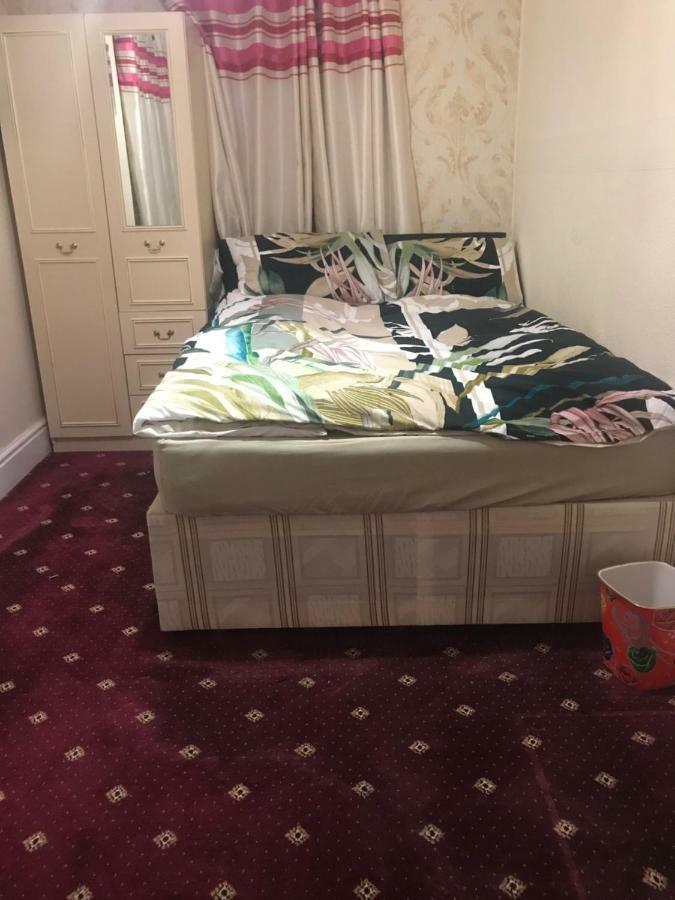 Entire B&B Burnley Eksteriør bilde