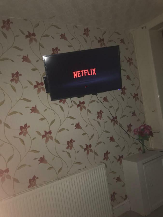 Entire B&B Burnley Eksteriør bilde